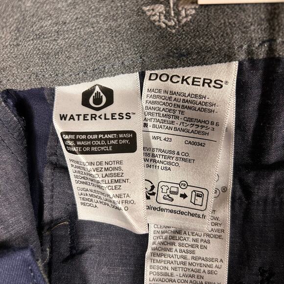NWT Dockers Khakis Men's 34x34 Blue Slim Fit Flex Comfort Iron Free Dress Pants - Picture 5 of 12